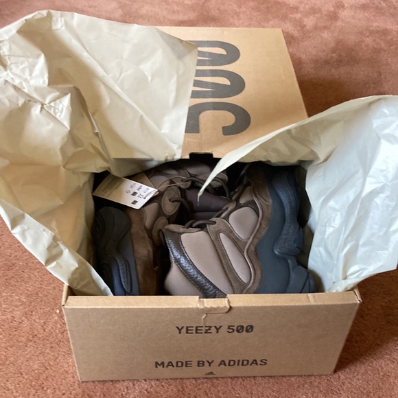 Yeezy 500 High - Picture 10 of 10